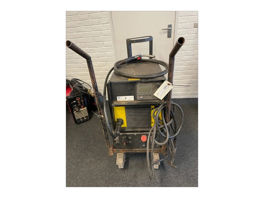 BRUGT ESAB C3003I MIG SVEJSER M/PULS 